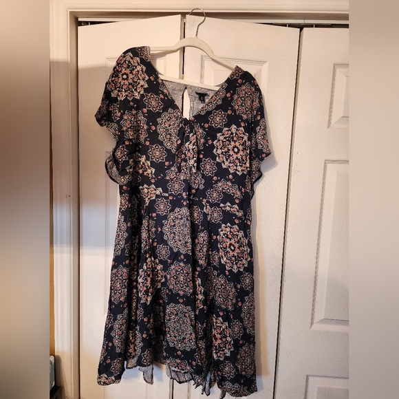 Torrid Mini Challis Tie-Front Dress - Picture 1 of 3
